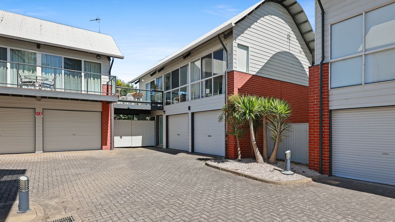 2/16 Flinders Pde, Victor Harbor