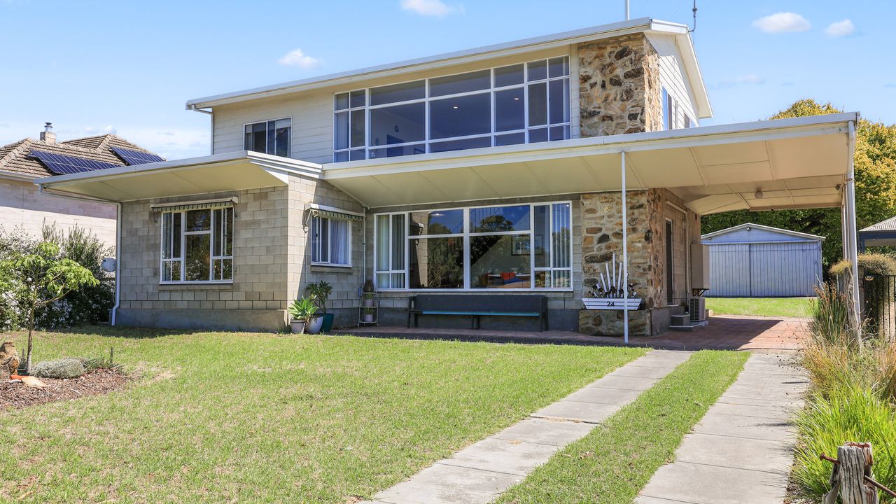 The Parkway, Victor Harbor