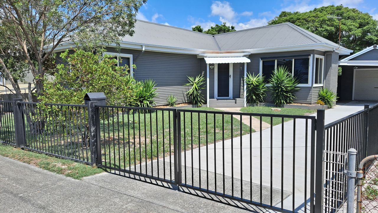 9 Breckenridge Street