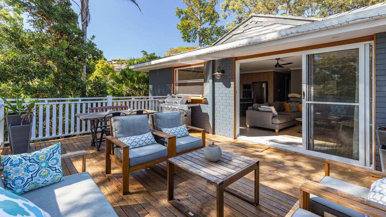 Deckhouse on Daphne – 25 Daphne Street