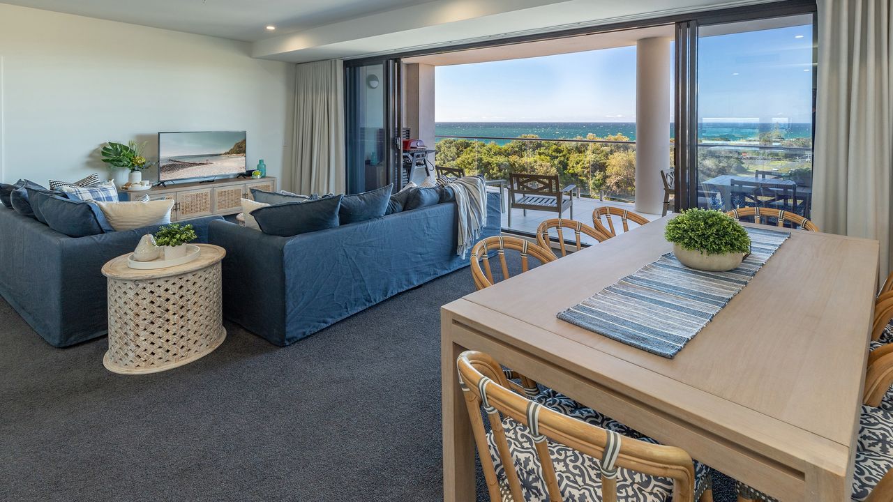 Cove 701