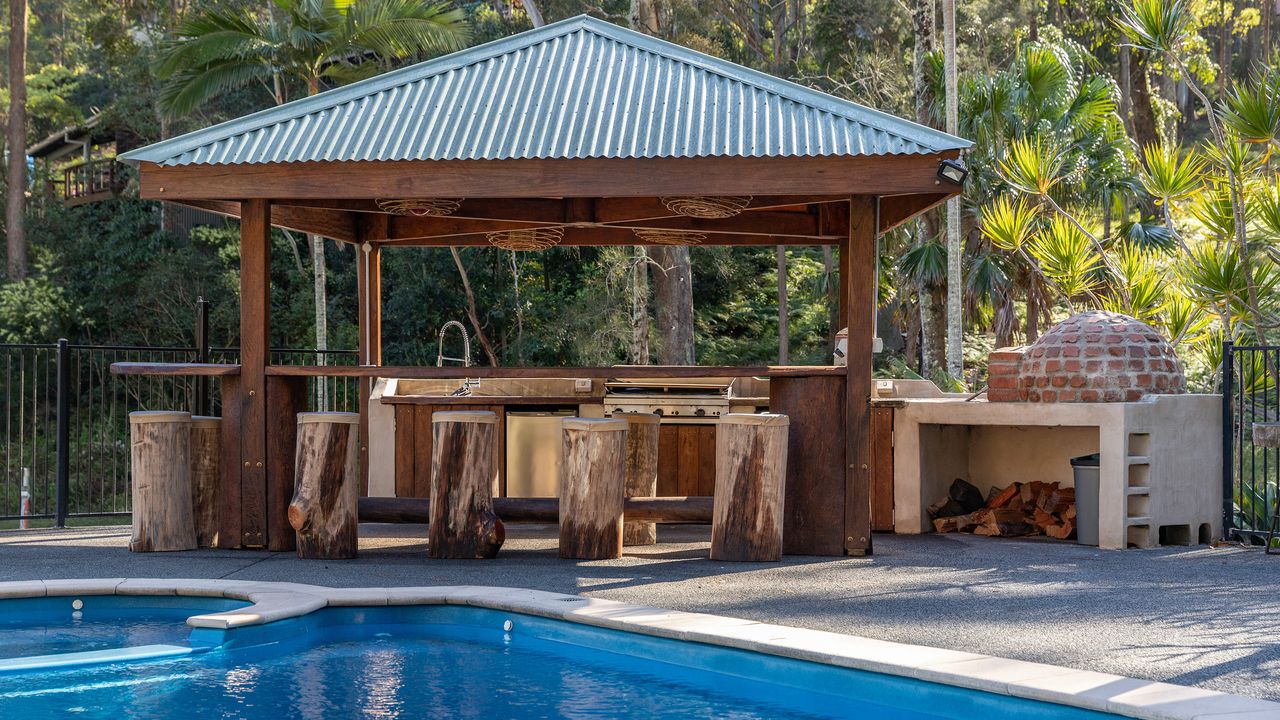 Poolside Bar