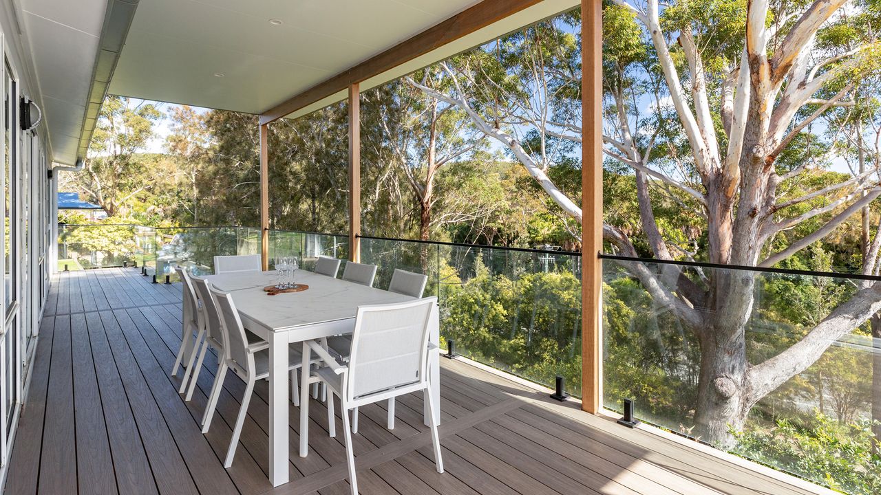 Covered Deck with Outdoor Dining Table