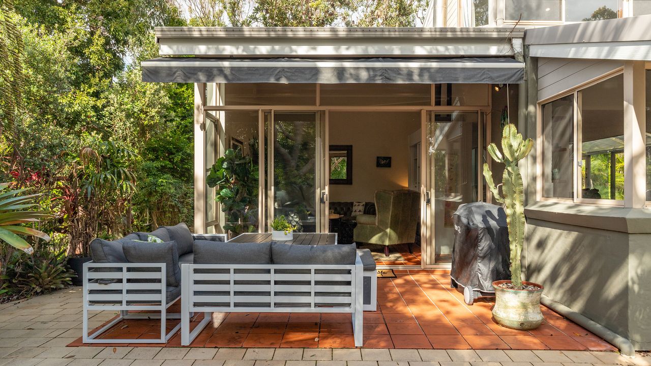 Outdoor Seating