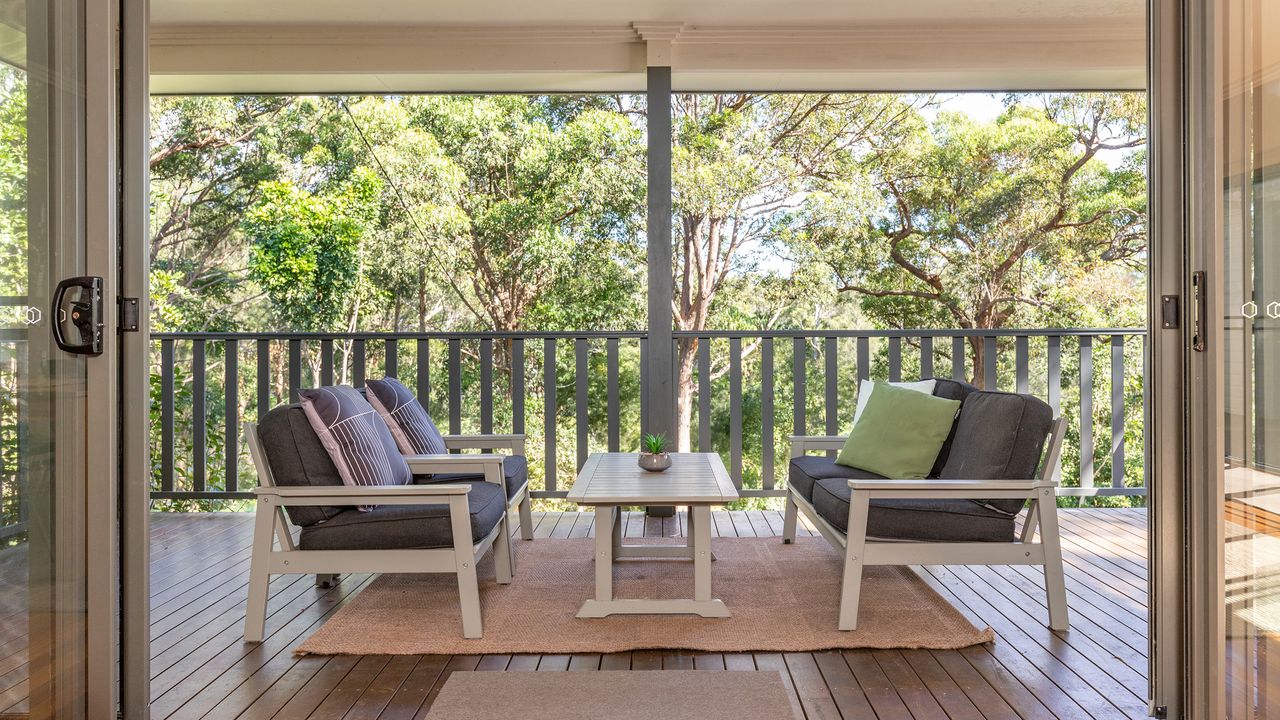 Balcony Lounge Chairs