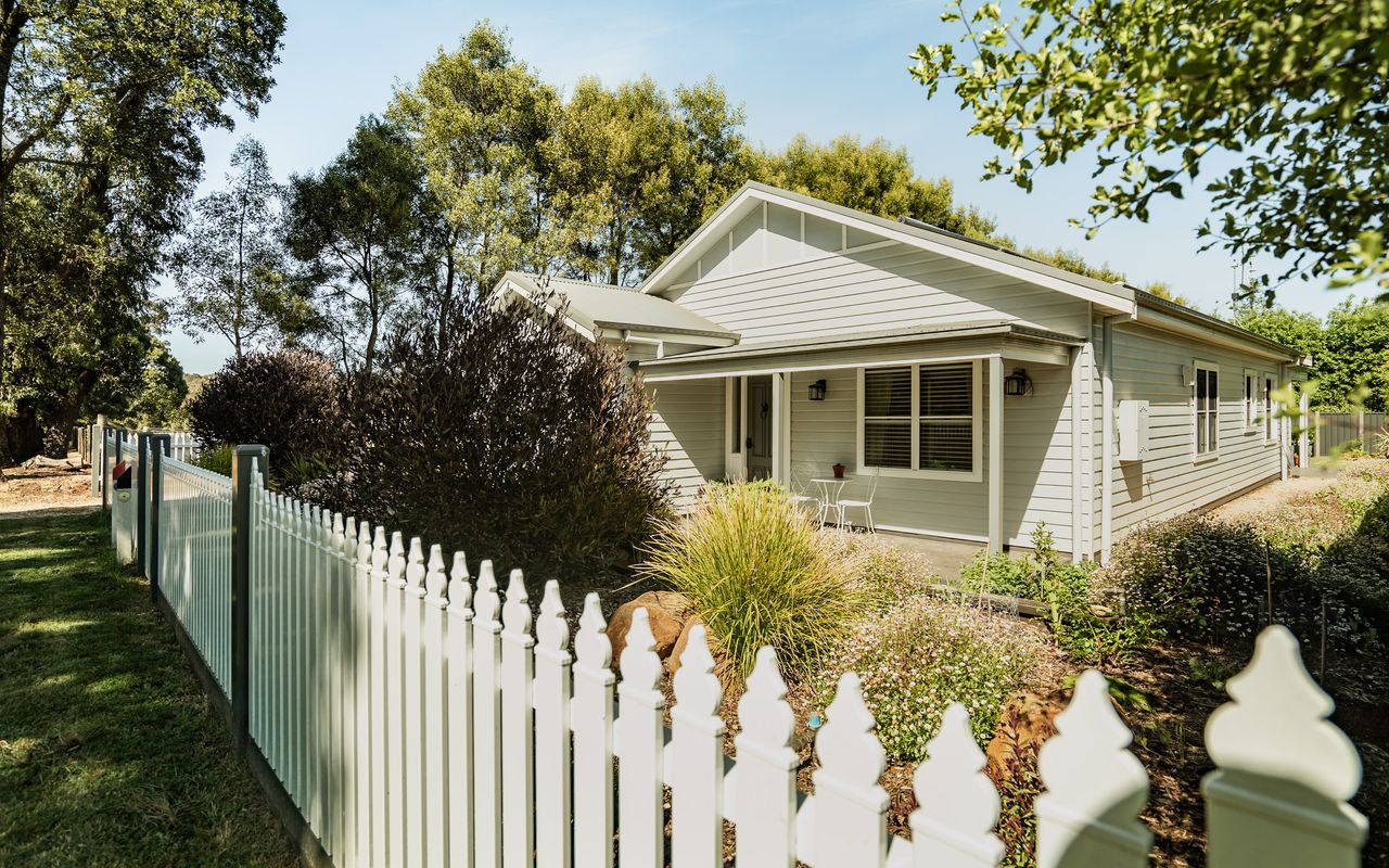 Cow Bell Cottage