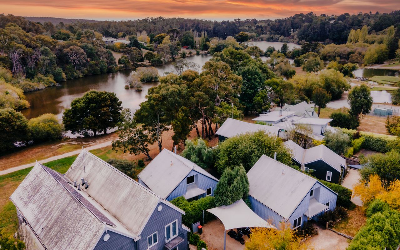 Boatshed Villas by Istana – Green Door