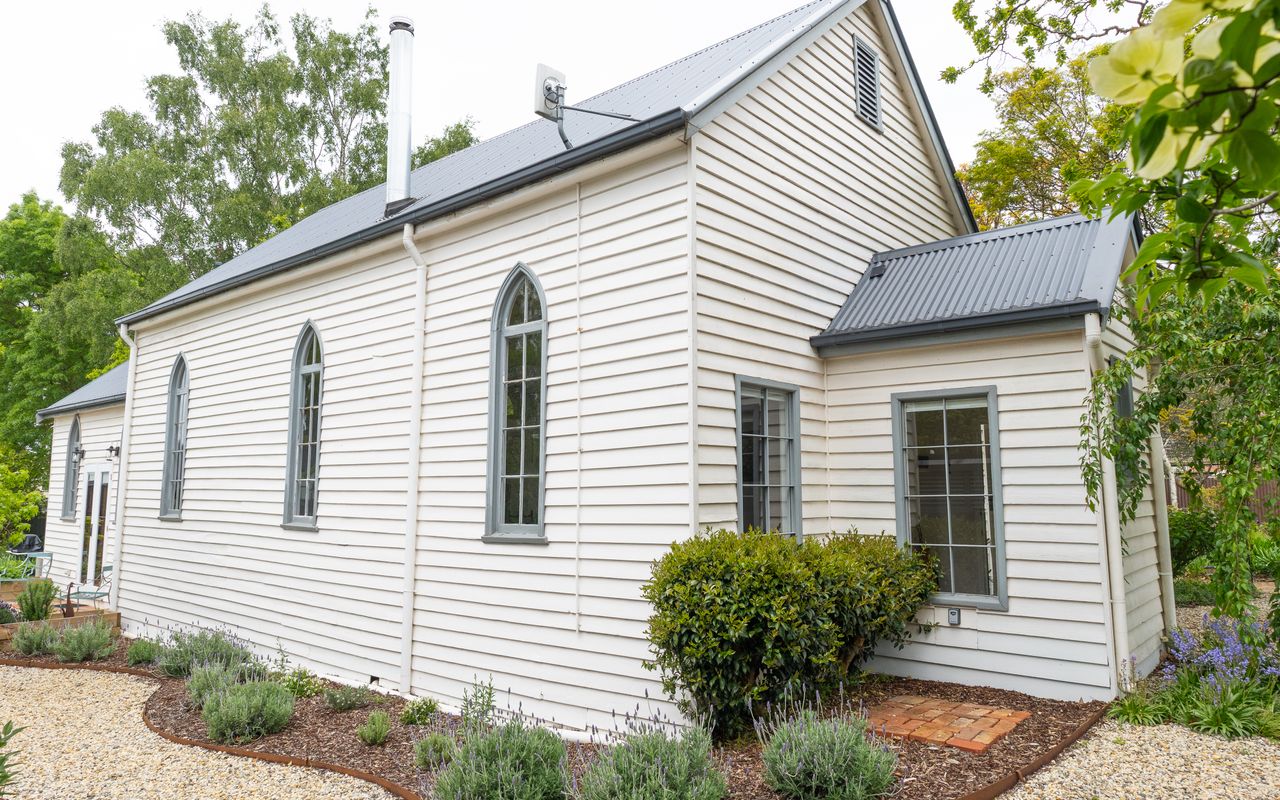 The Old Trentham Church