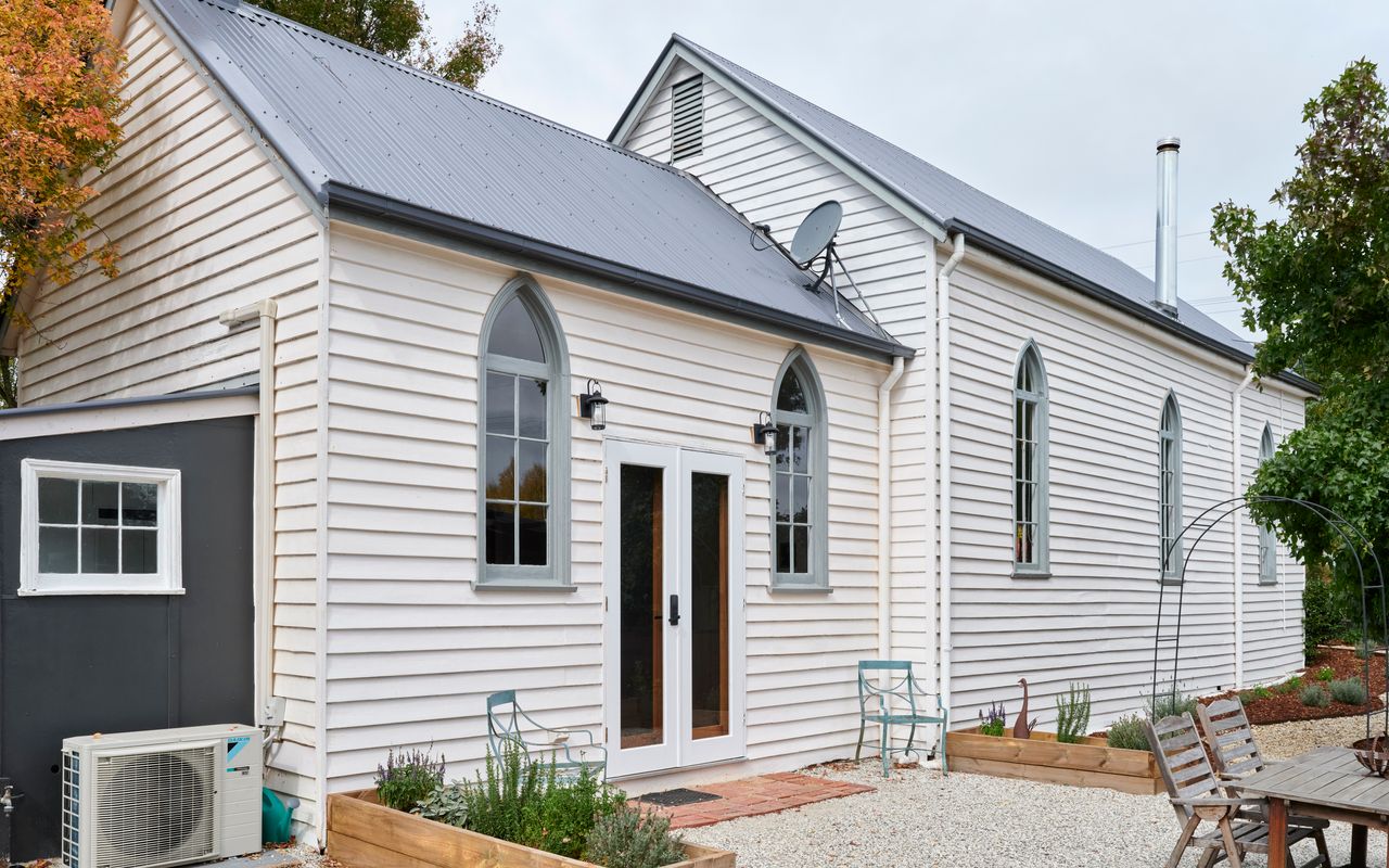 The Old Trentham Church