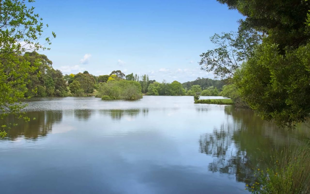 Lake Daylesford Lodge 7