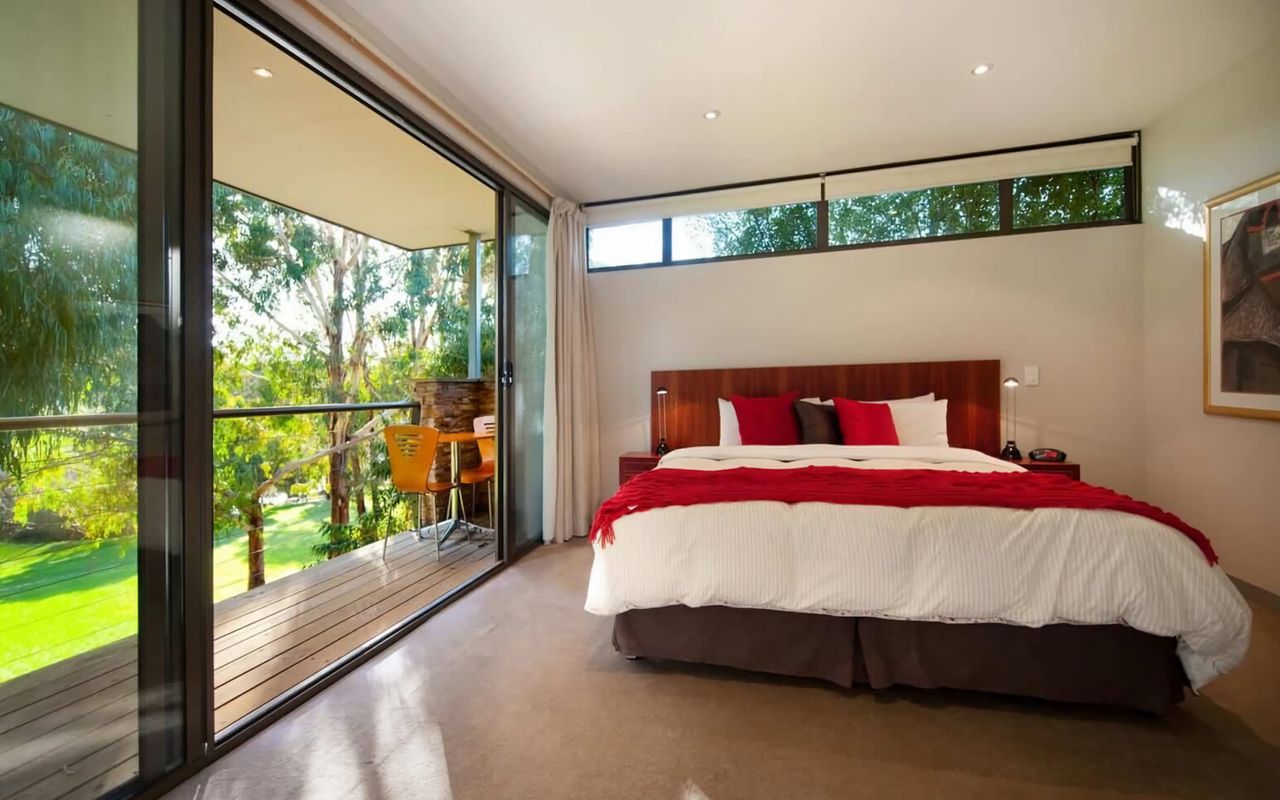 Lake Daylesford Lodge 7