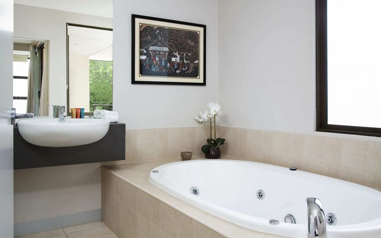 Lake Daylesford Lodge 7