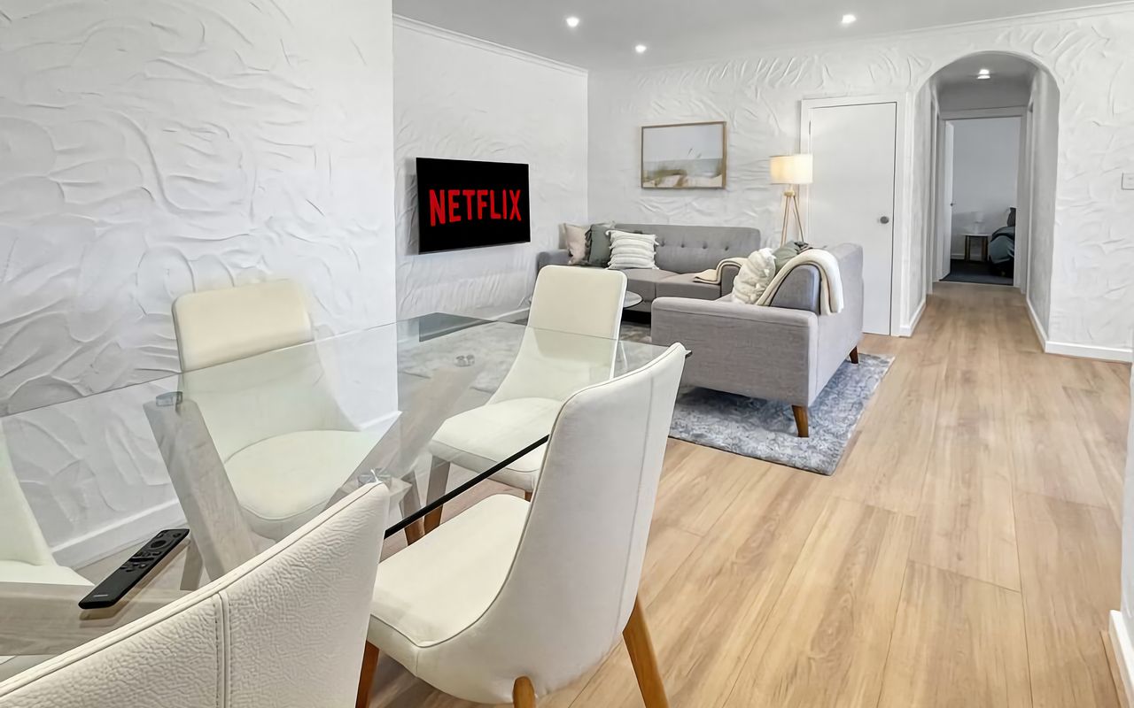 Dining Room & Lounge Room