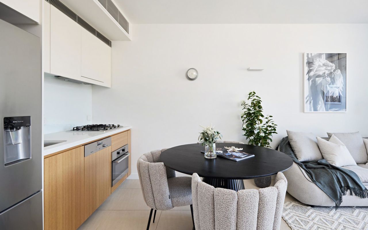 Metropolitan Woolloomooloo I90