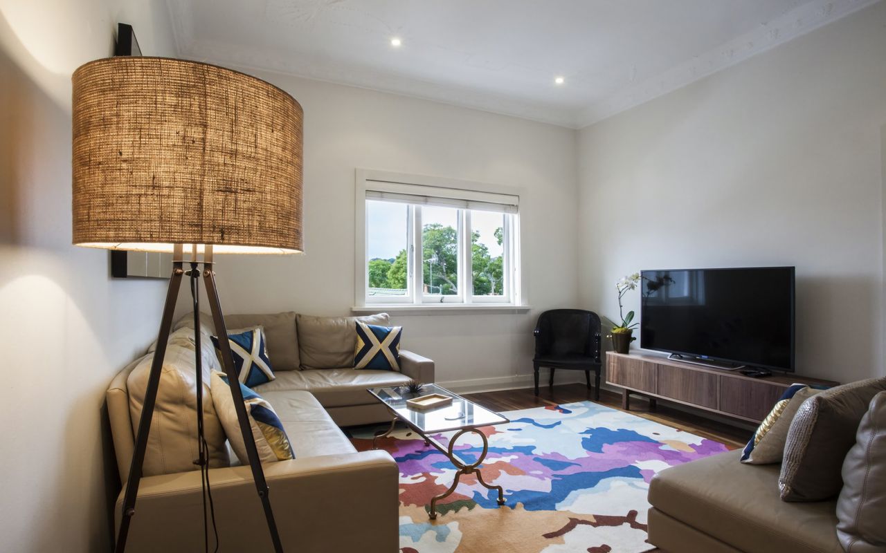 Woollahra Roslyndale Ave I90