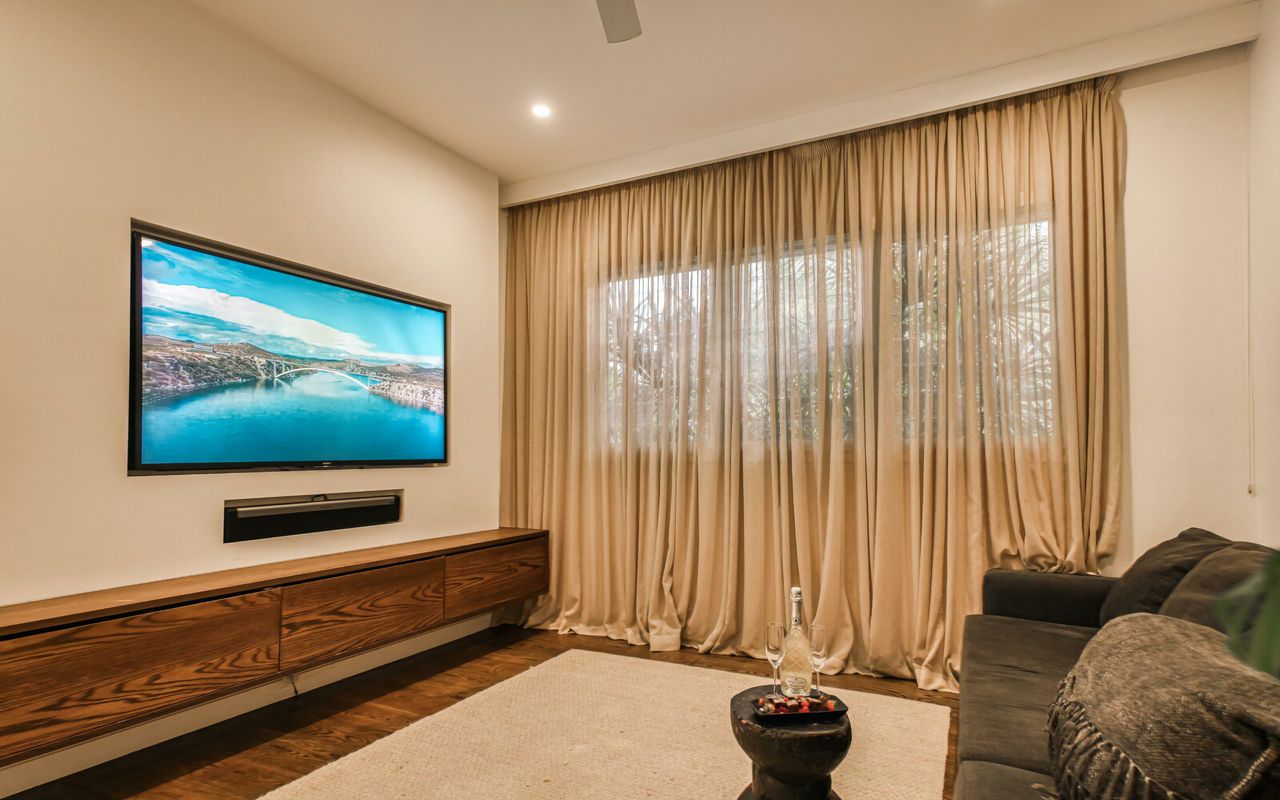 Catching Raes Byron Bay IBO