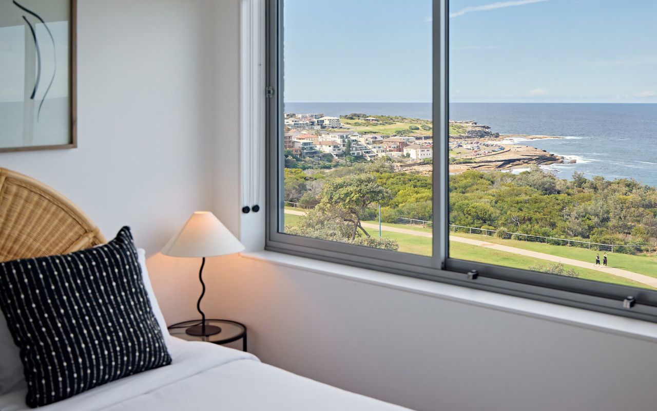 Coogee Surf View I90