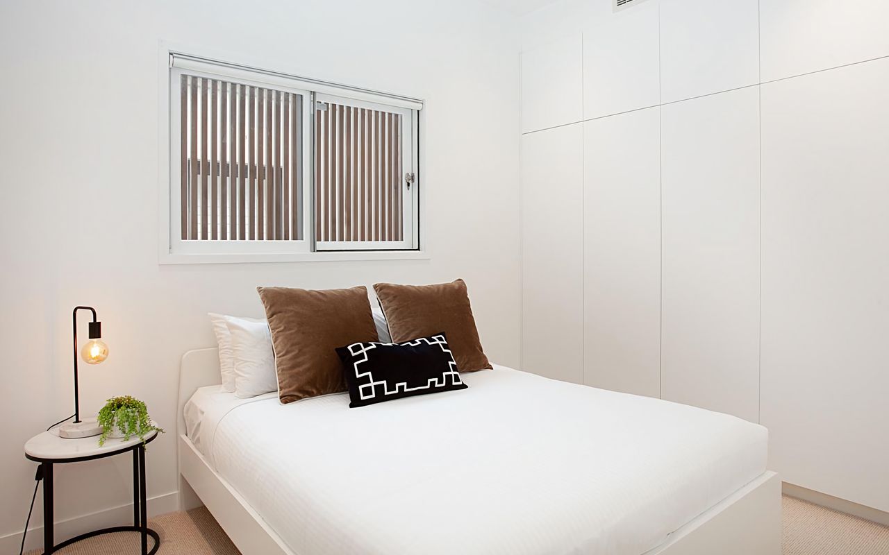 Rest peacefully in the stylishly appointed Queen bed