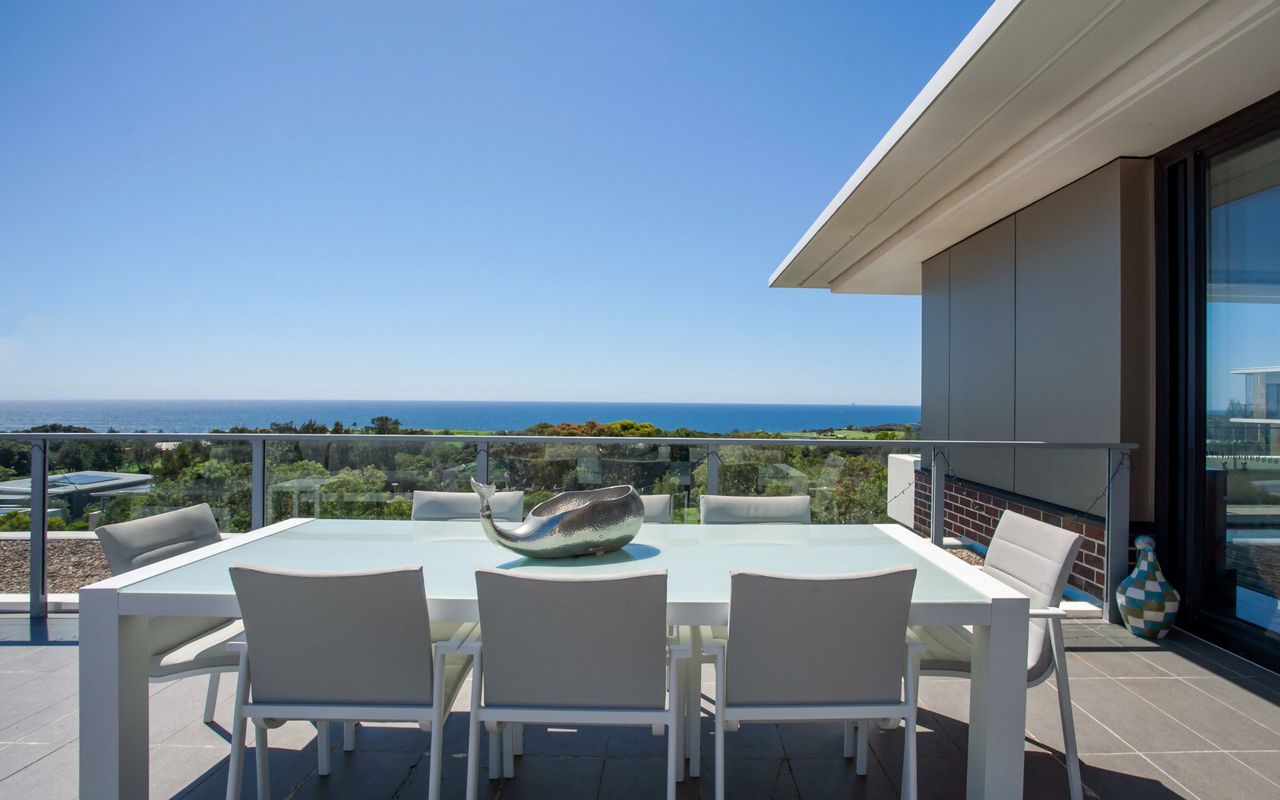 Ocean View Vista Little Bay IH