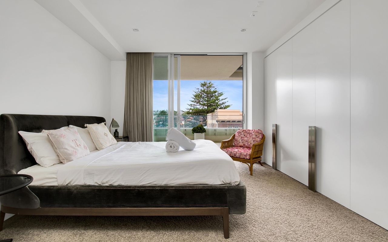 180 Sunset Penthouse IBO/IH7 Luxe