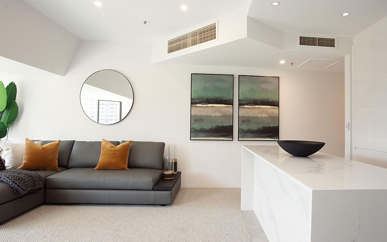 Hydeaway Luxe City Apartment I90