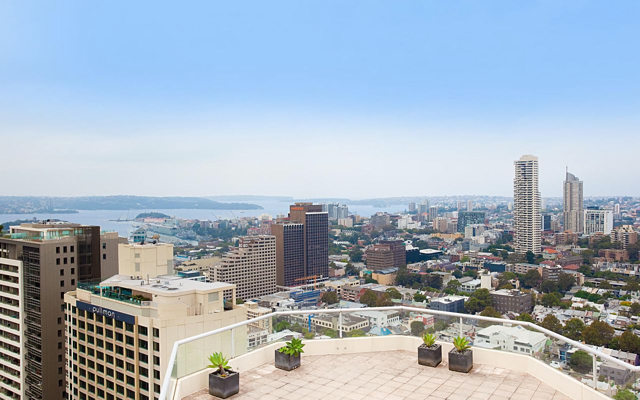 Hydeaway Luxe City Apartment I90