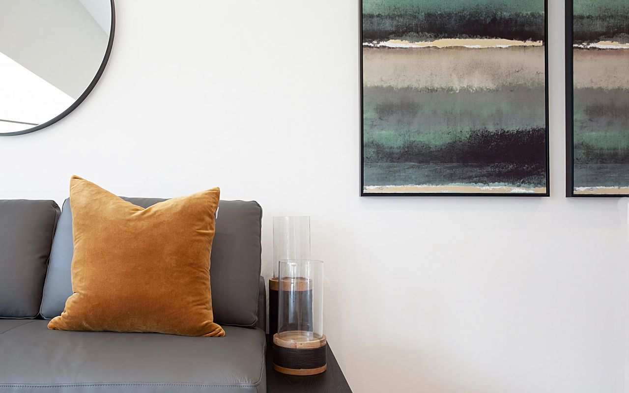 Hydeaway Luxe City Apartment I90