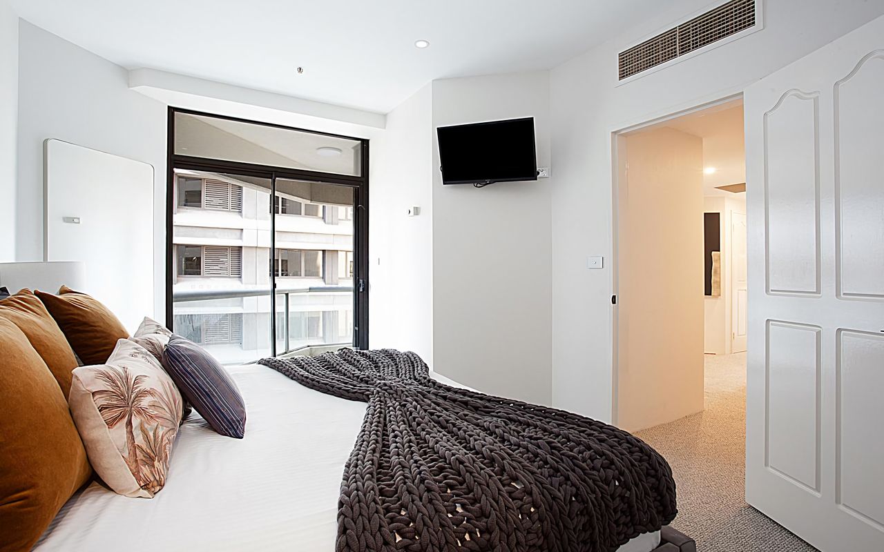 Hydeaway Luxe City Apartment I90