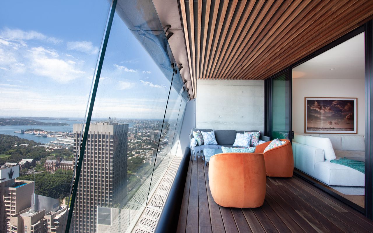 Prestige City Chic I90