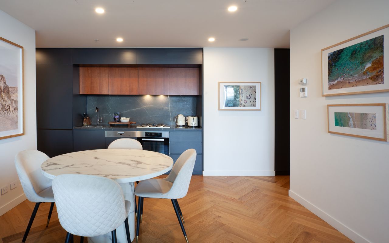 Prestige City Chic I90