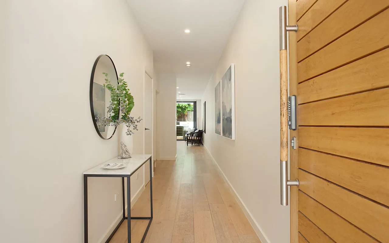 Bondi Coastal Charm ISYD