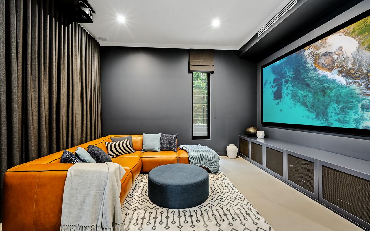 Northbridge House IH