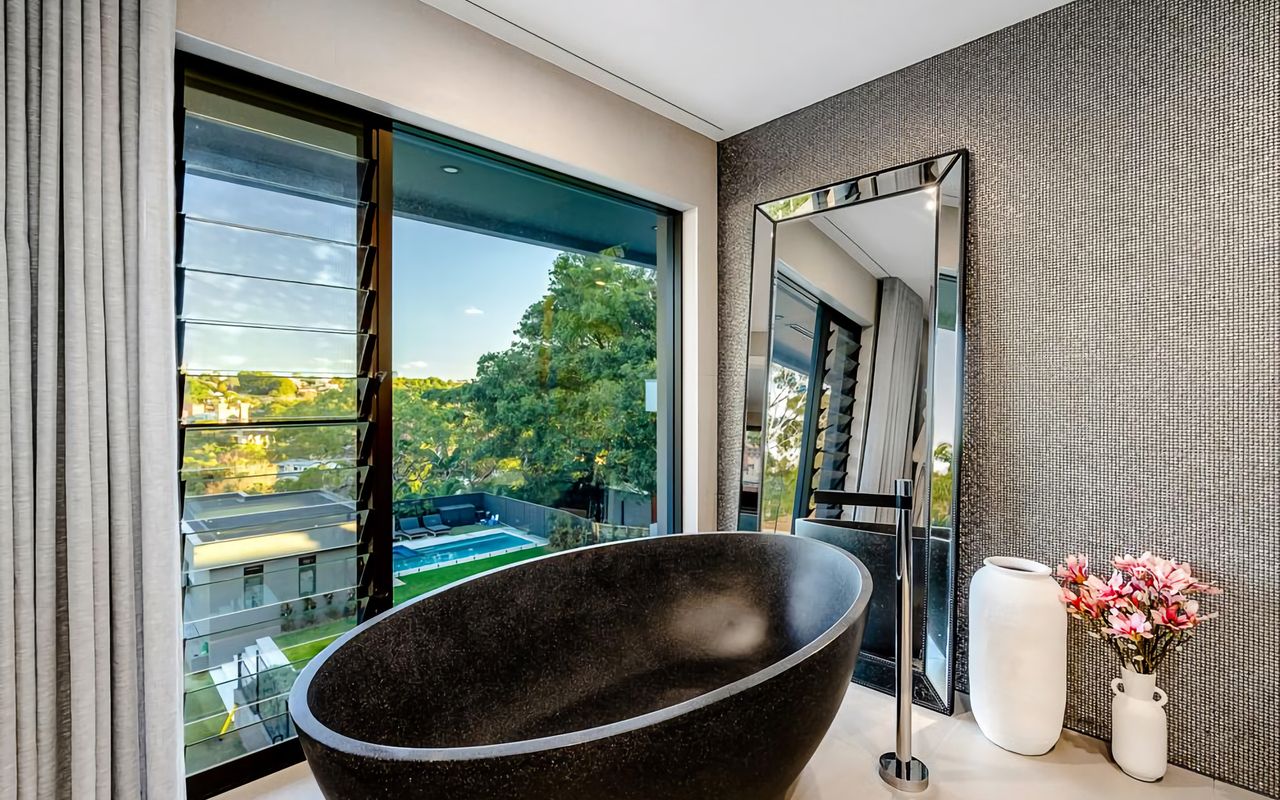 Northbridge House IH