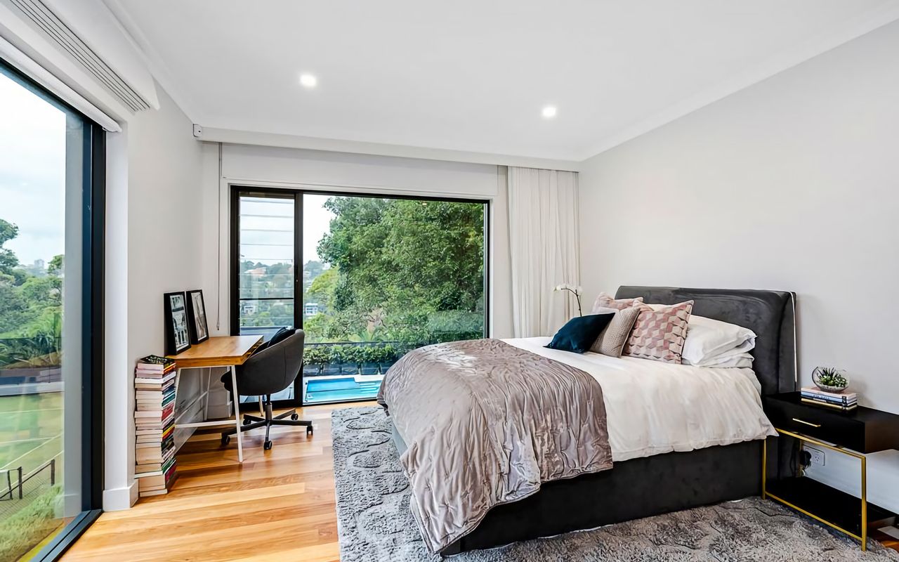 Northbridge House IH