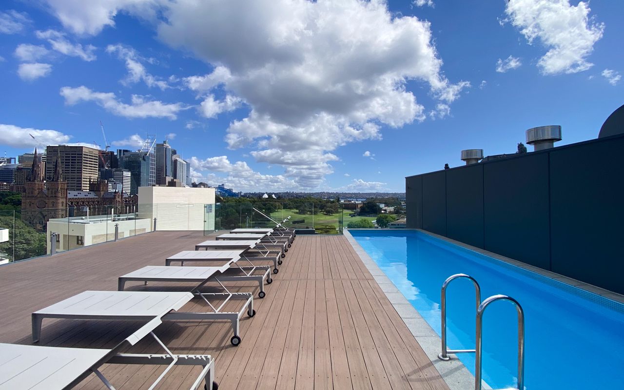 Poolside Glamour Woolloomooloo IH