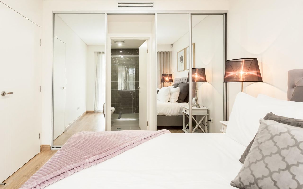Queen Bedroom