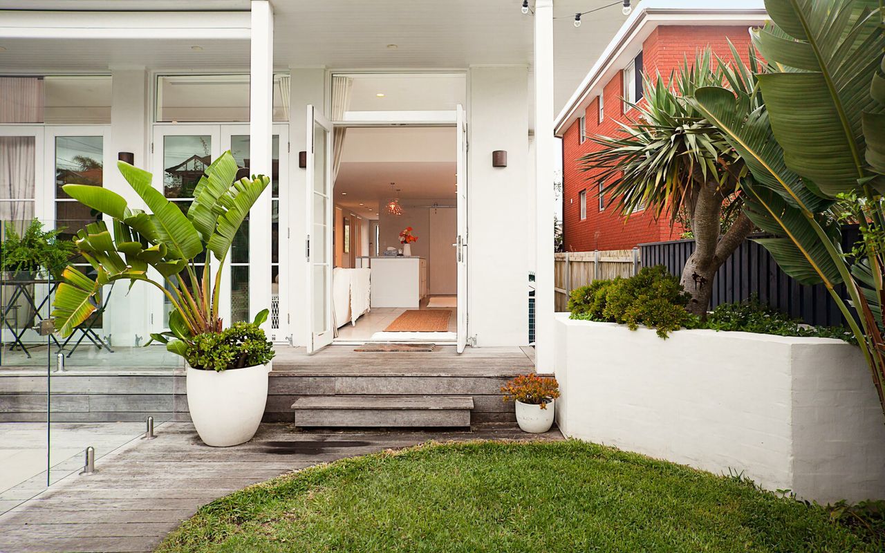 Hamptons Retreat Clovelly IH