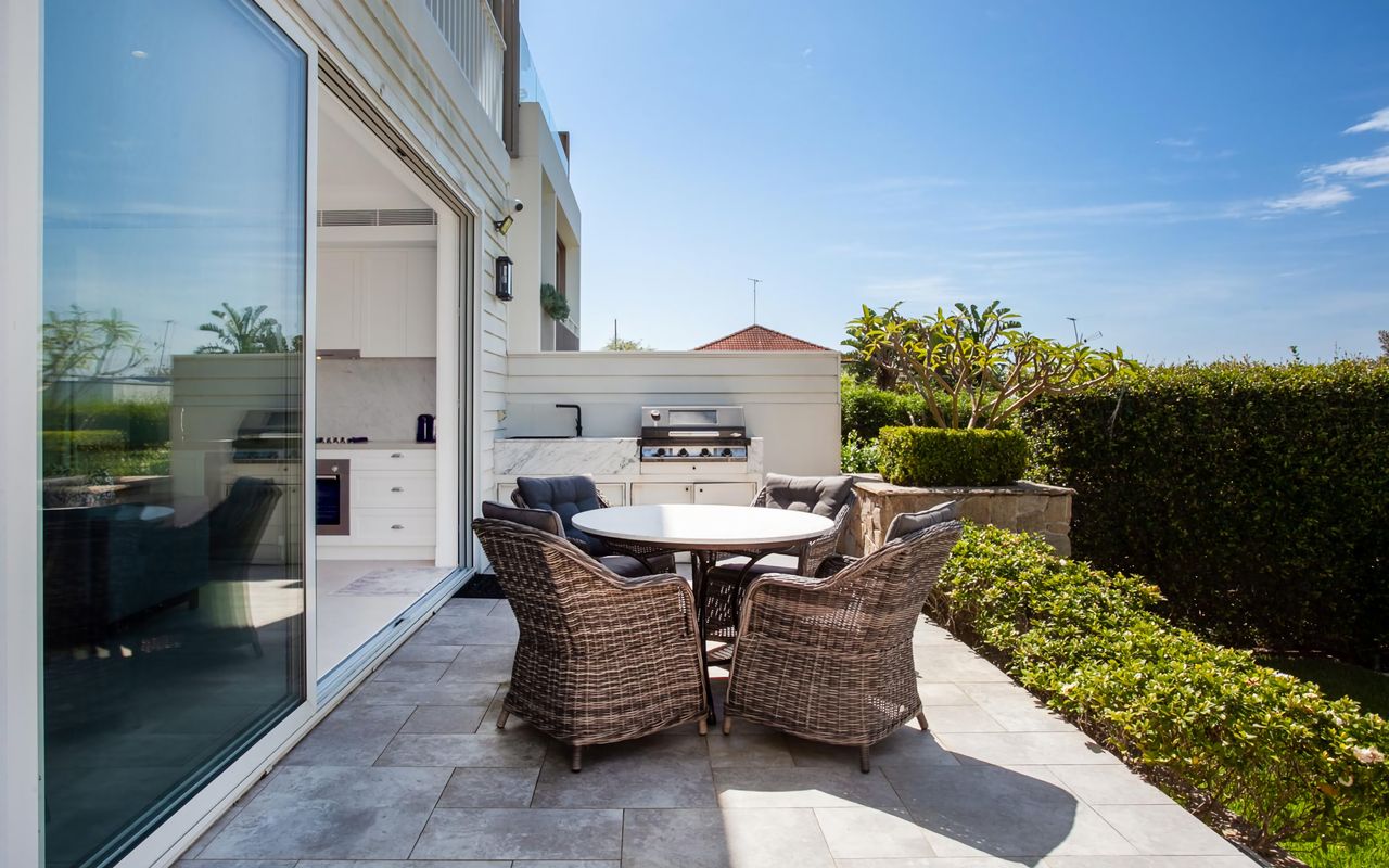 Villa Bianca Clovelly ISYD