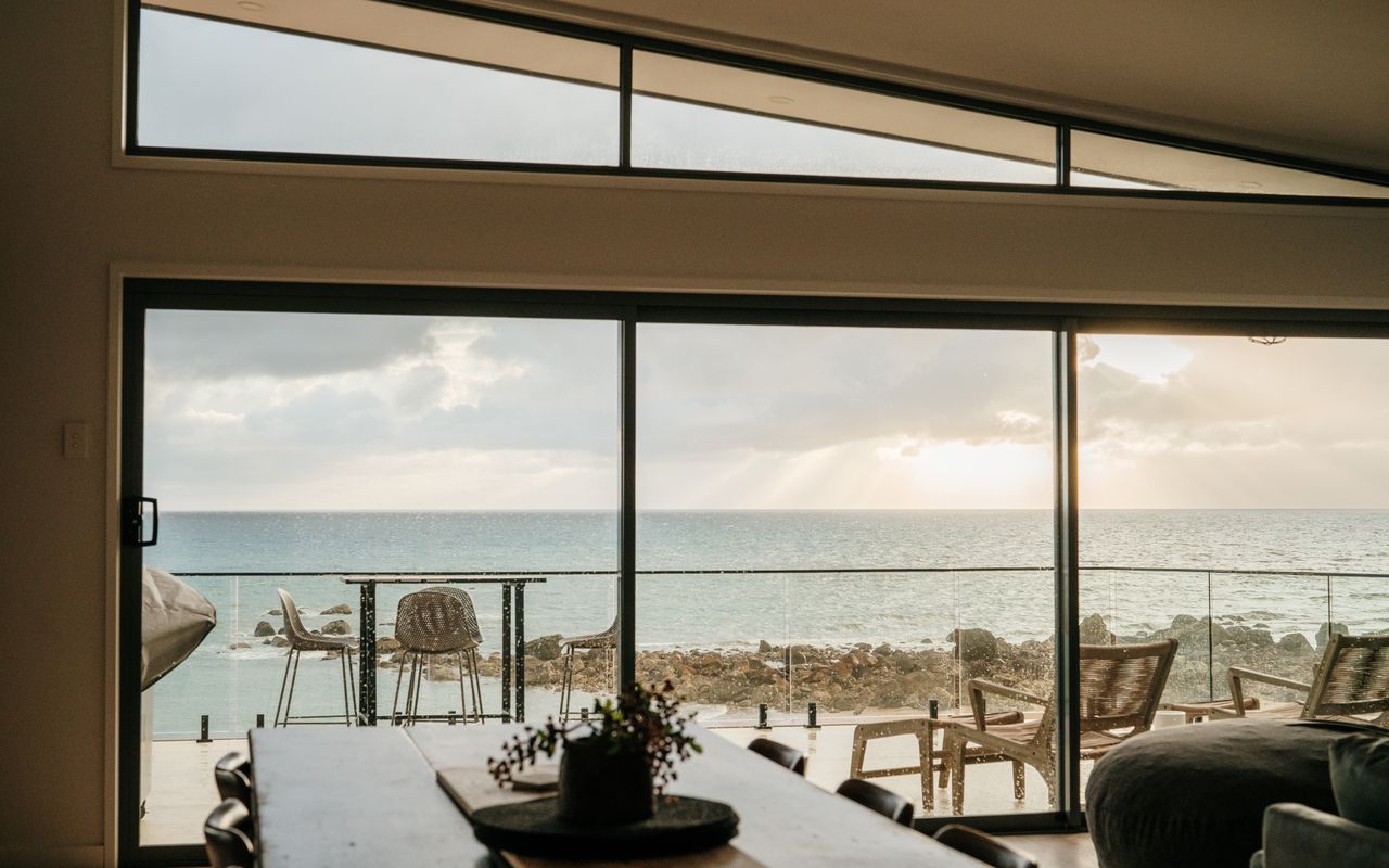 Novo Luxury Apartment Penguin Accommodation ITAS