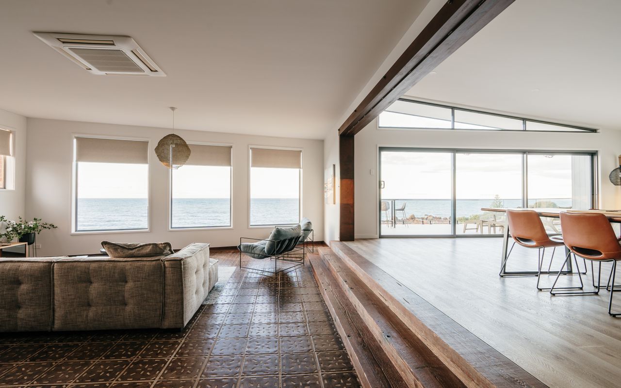 Novo Luxury Apartment Penguin Accommodation ITAS