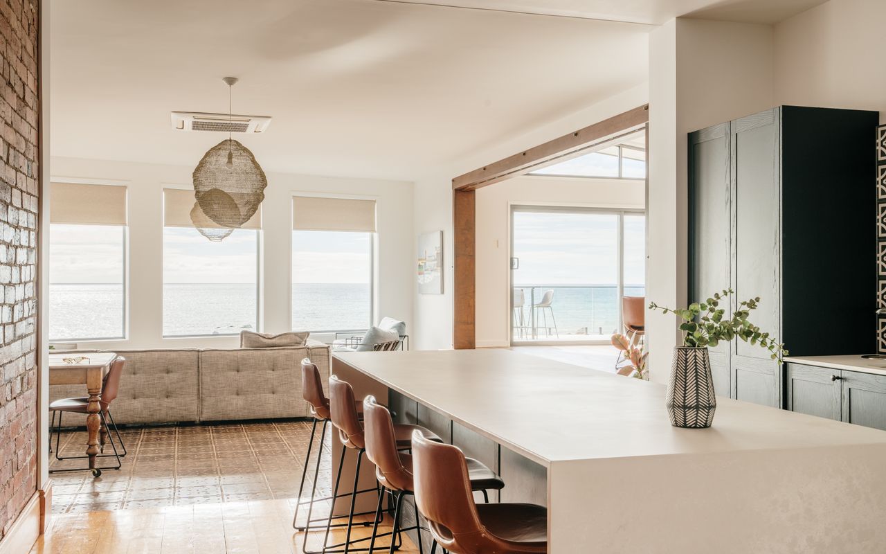 Novo Luxury Apartment Penguin Accommodation ITAS