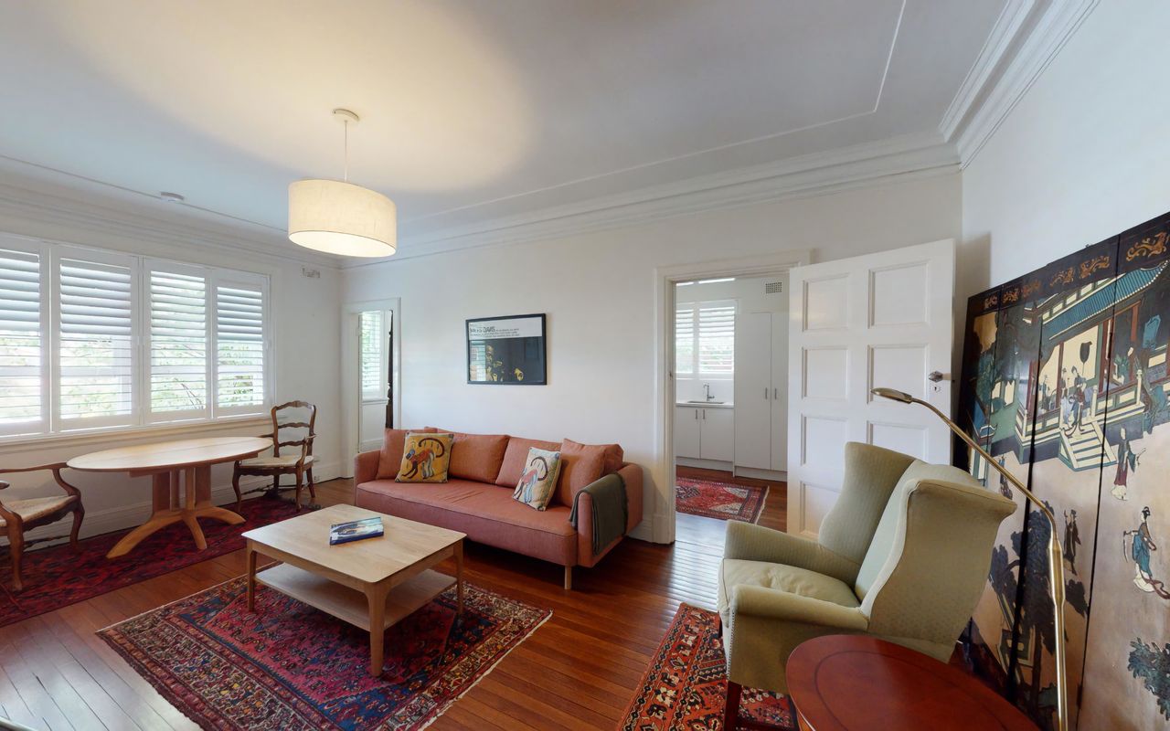 Elegant Art Deco Edgecliff I90