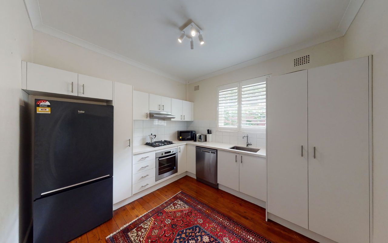 Elegant Art Deco Edgecliff I90