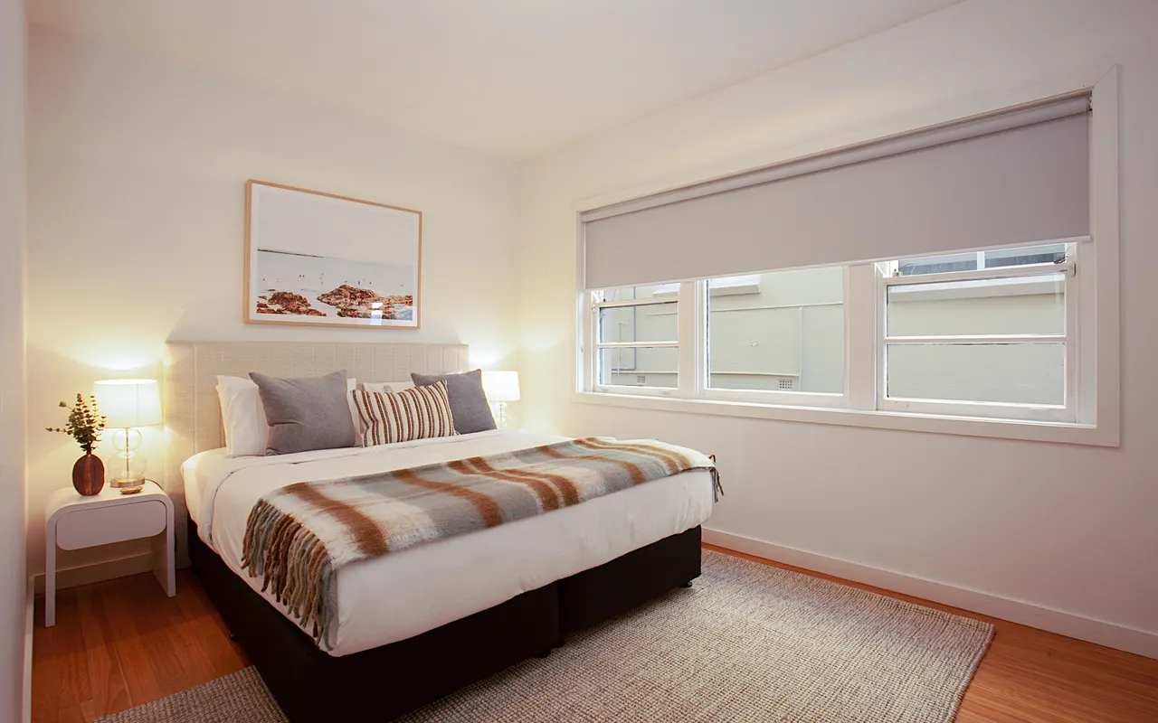 Deco Delight (ISYD)