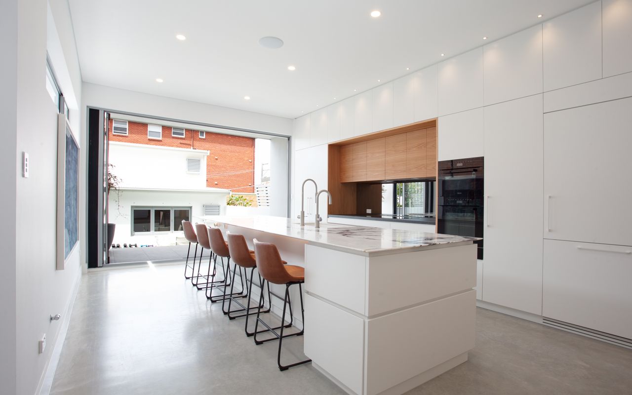 Clovelly Contemporary (IH)