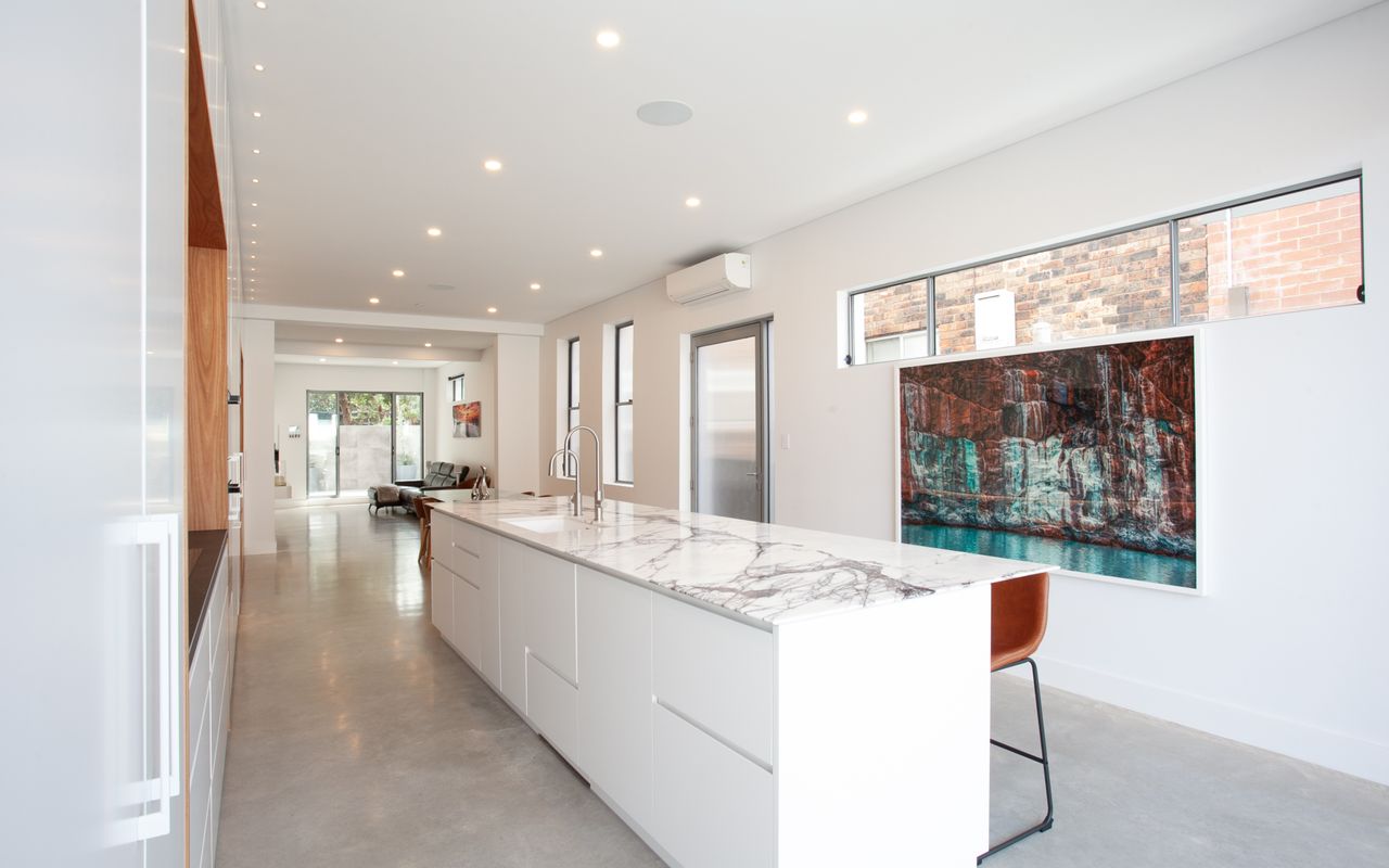 Clovelly Contemporary (IH)