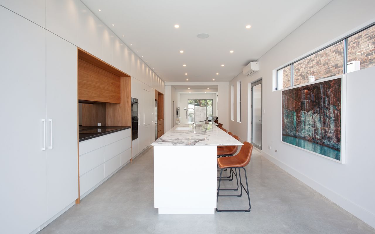 Clovelly Contemporary (IH)