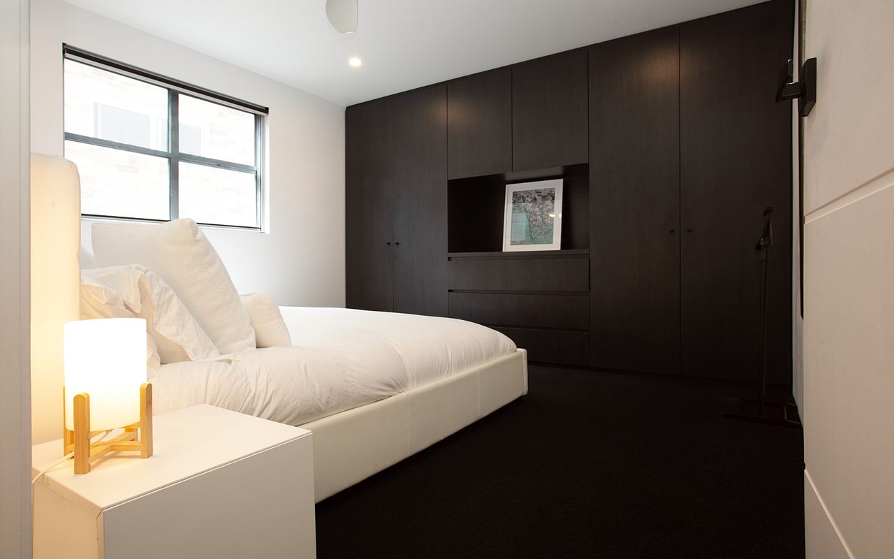 Clovelly Contemporary (IH)