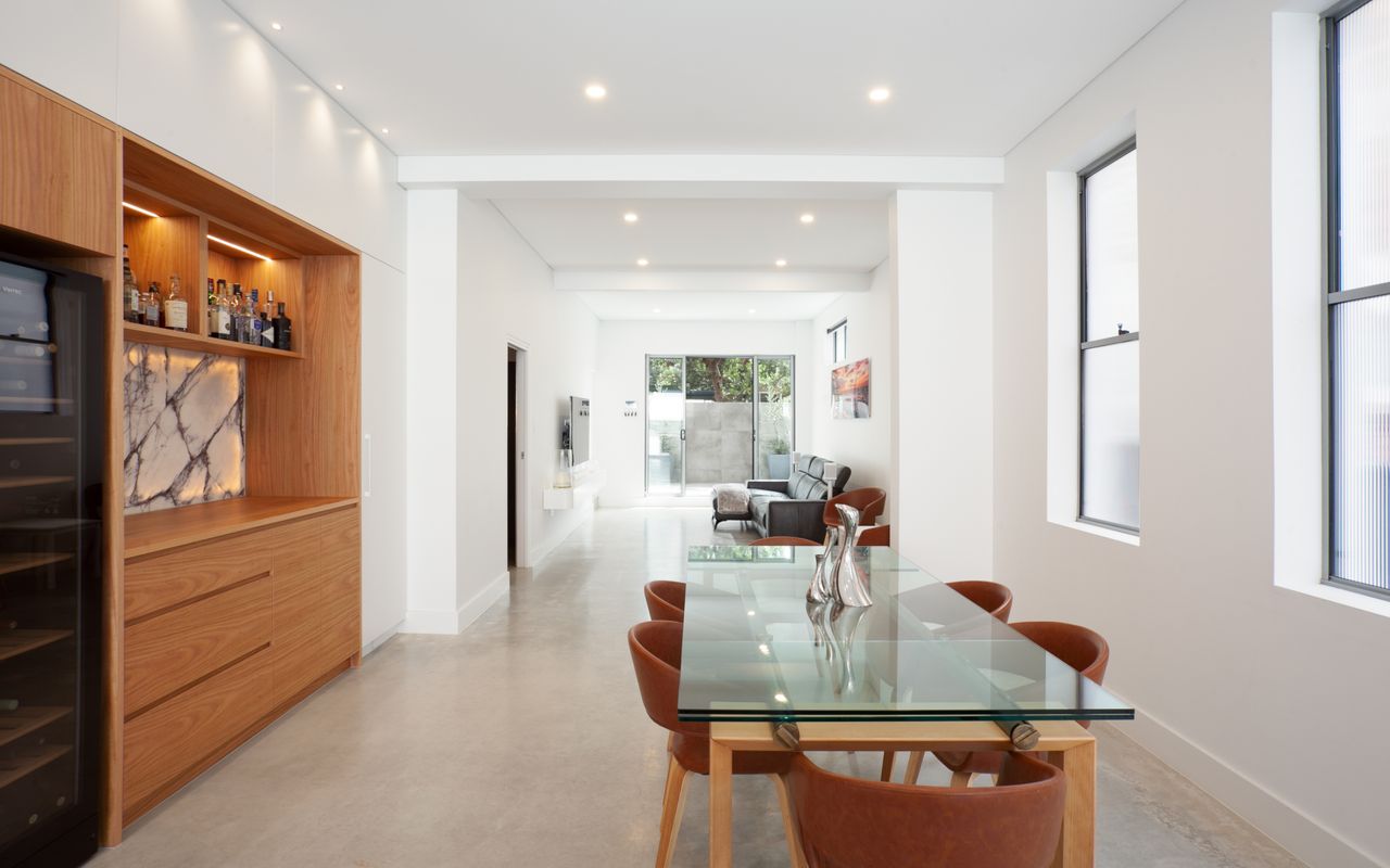 Clovelly Contemporary (IH)
