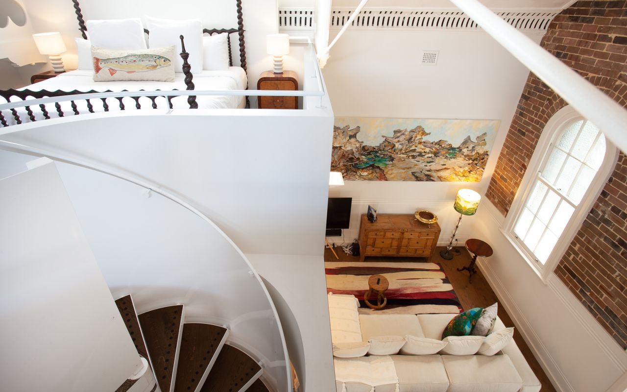 Mezzanine Magic, Bondi Junction (ISYD)